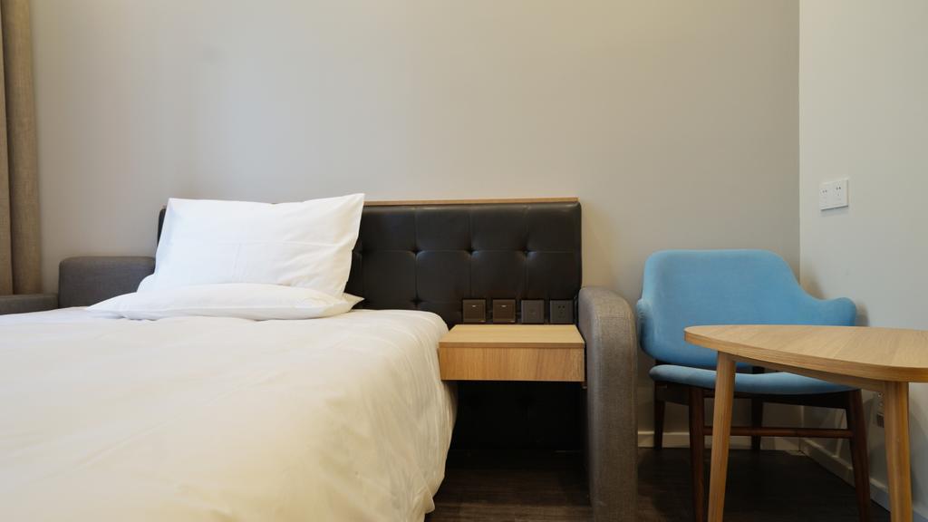 Hanting Premium Hotel Shanghai South Xizang Road 외부 사진