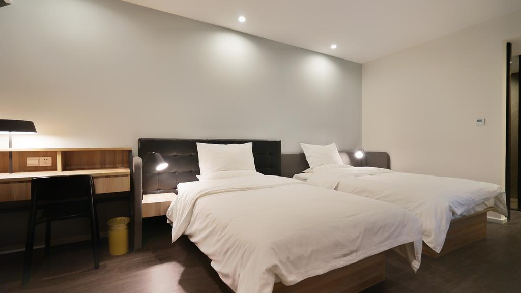 Hanting Premium Hotel Shanghai South Xizang Road 외부 사진